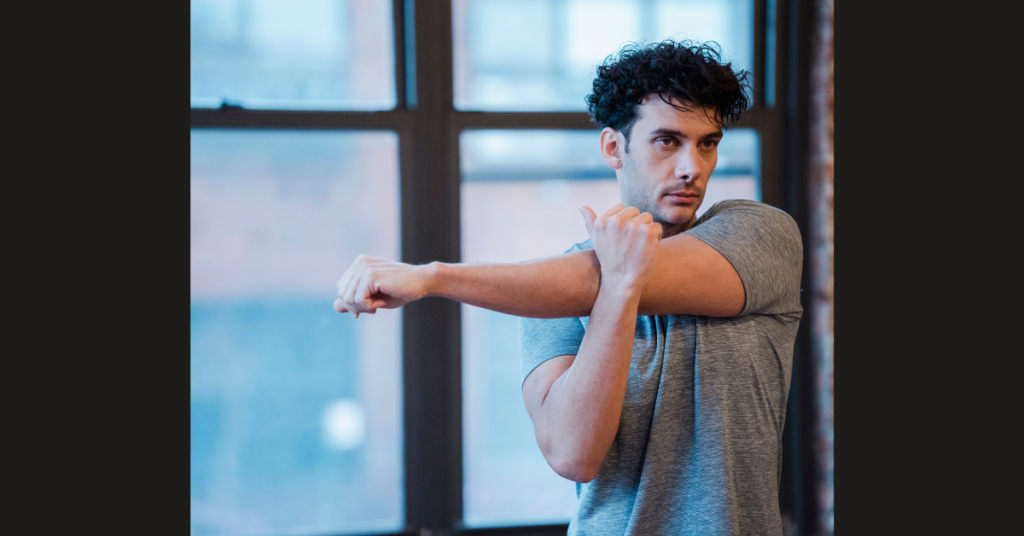 Exercices haut du corps avec élastique de musculation